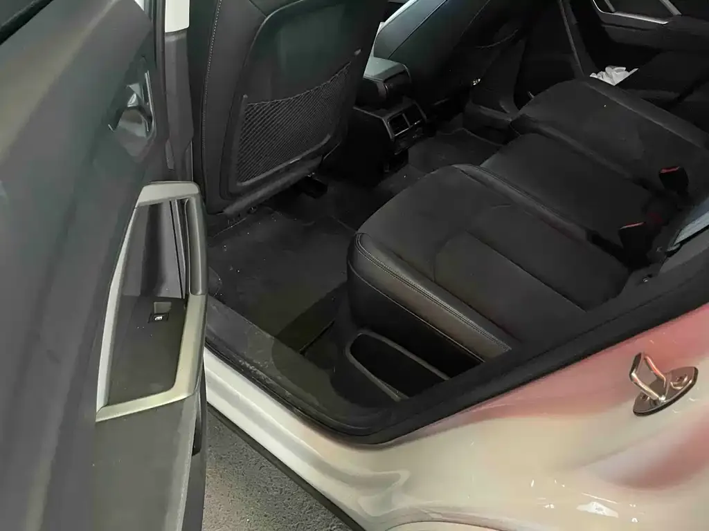 Audi Q3 2022 из CN, фото 5