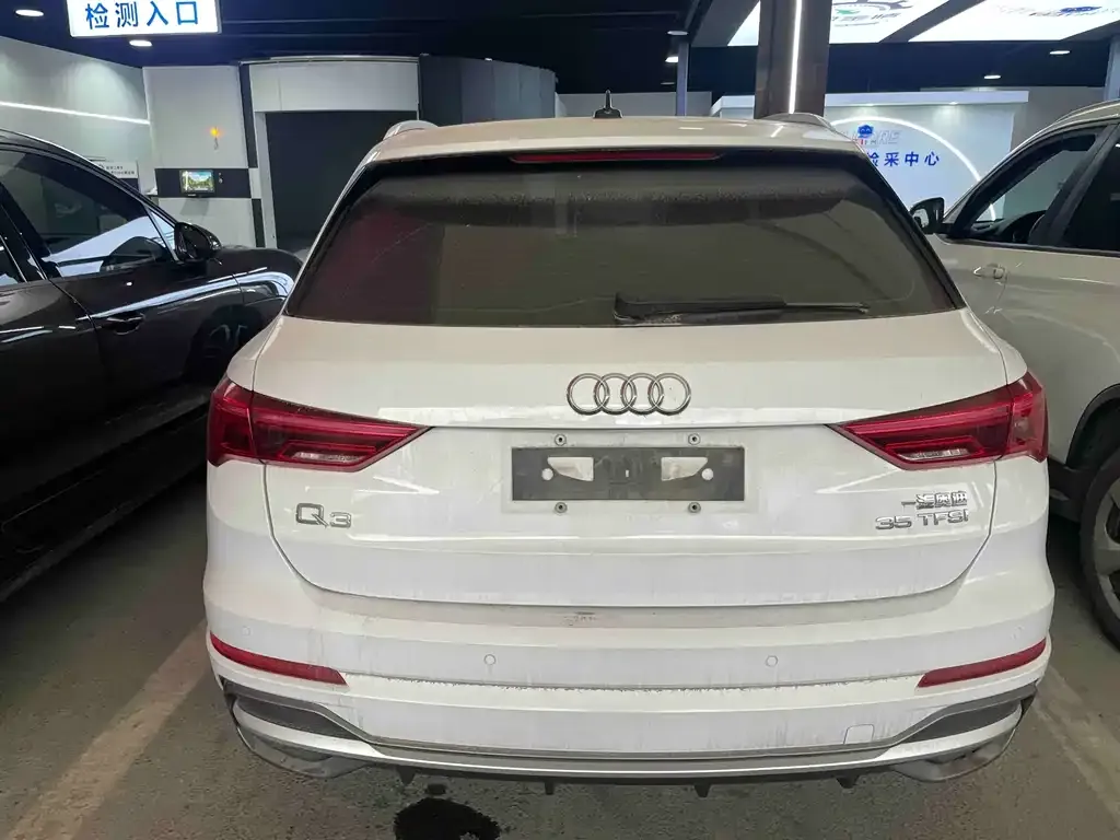 Audi Q3 2022 из CN, фото 6