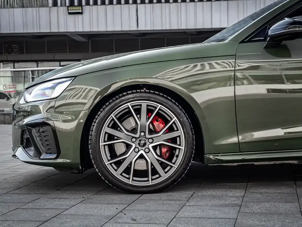 Audi S4 2024 из CN, фото 7