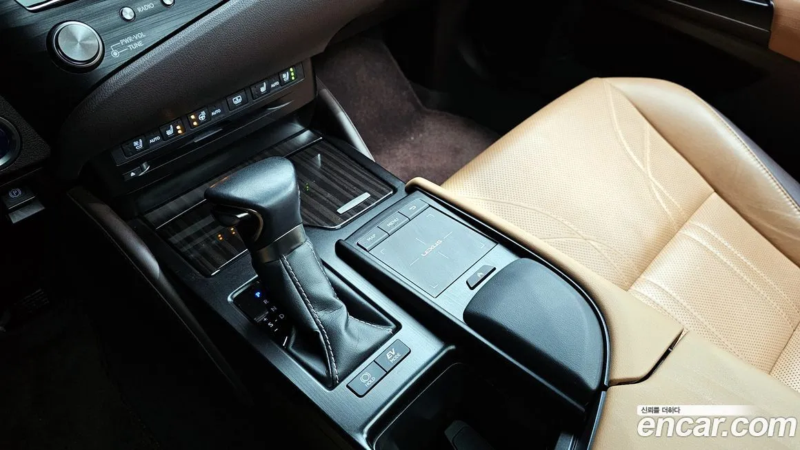 Lexus ES 2021 из KR, фото 9