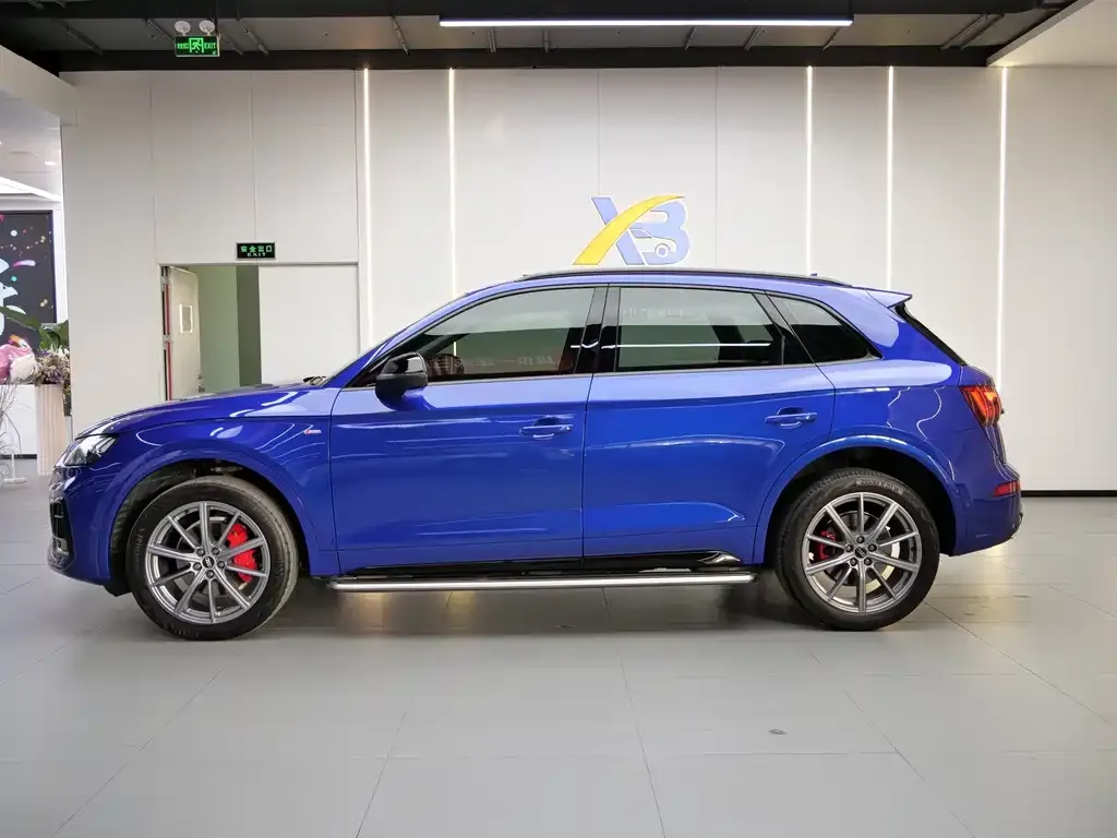 Audi Q5L 2021 из CN, фото 4