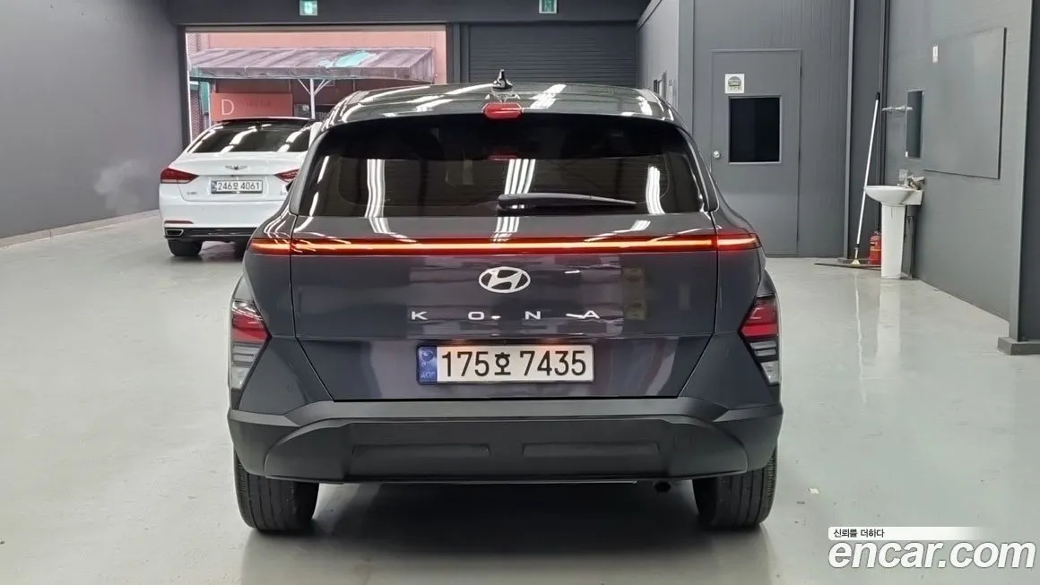 Hyundai Kona — фото 2