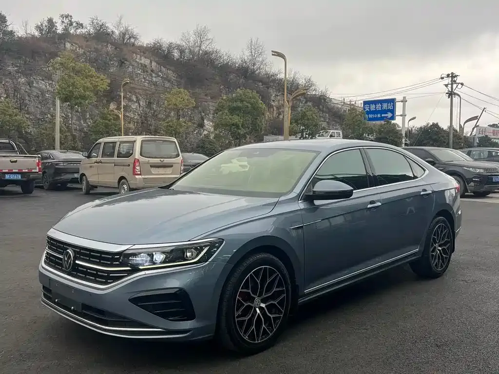 Volkswagen Passat 2022 из CN, фото 1