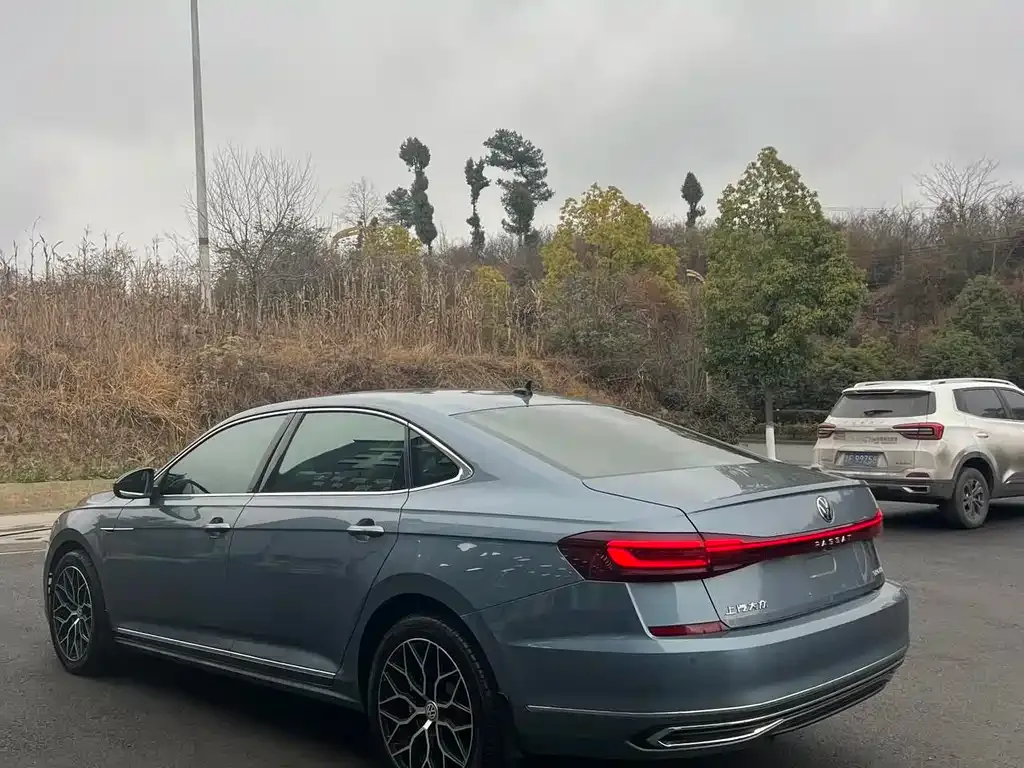 Volkswagen Passat 2022 из CN, фото 4