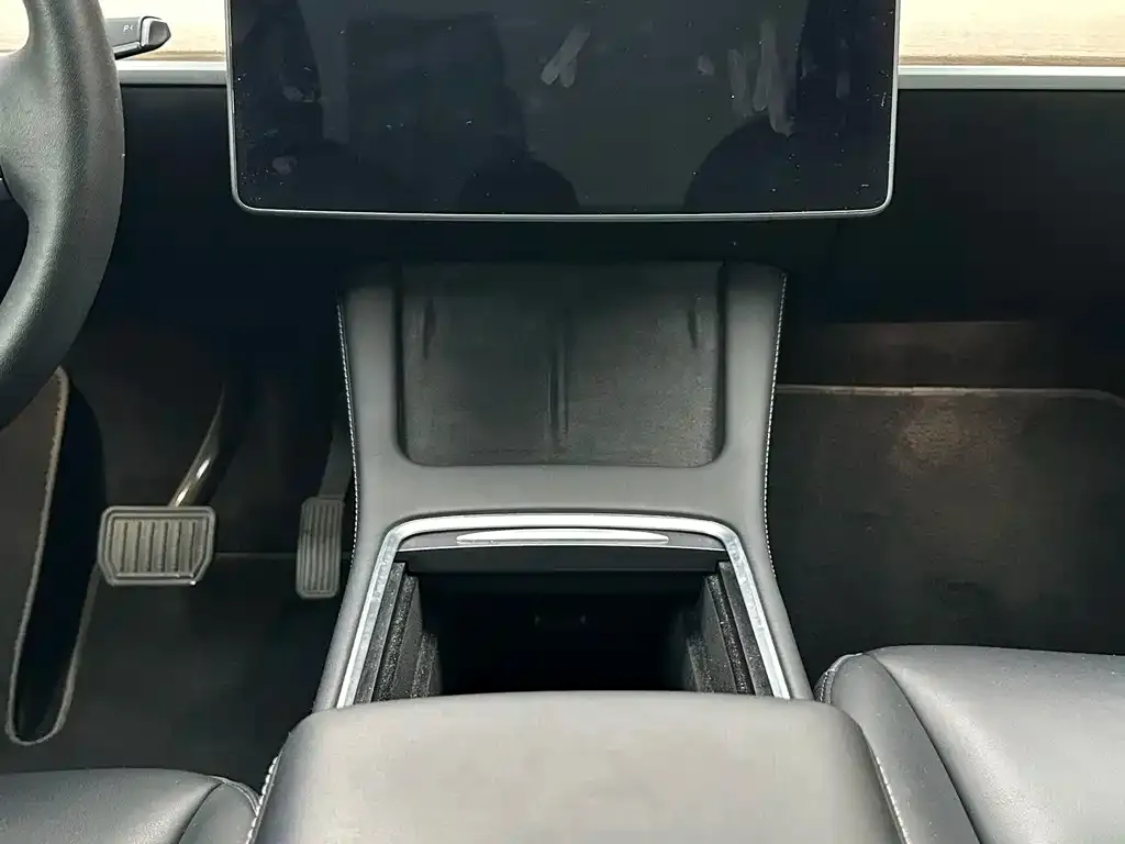 Tesla Model Y 2022 из CN, фото 2