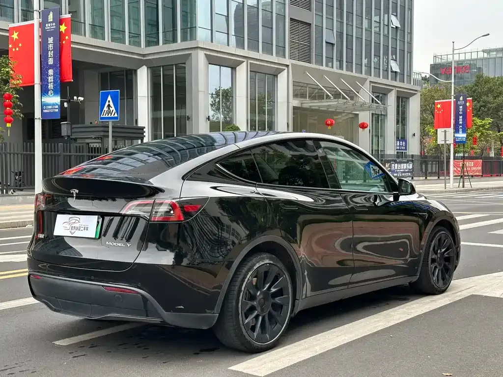 Tesla Model Y 2022 из CN, фото 9