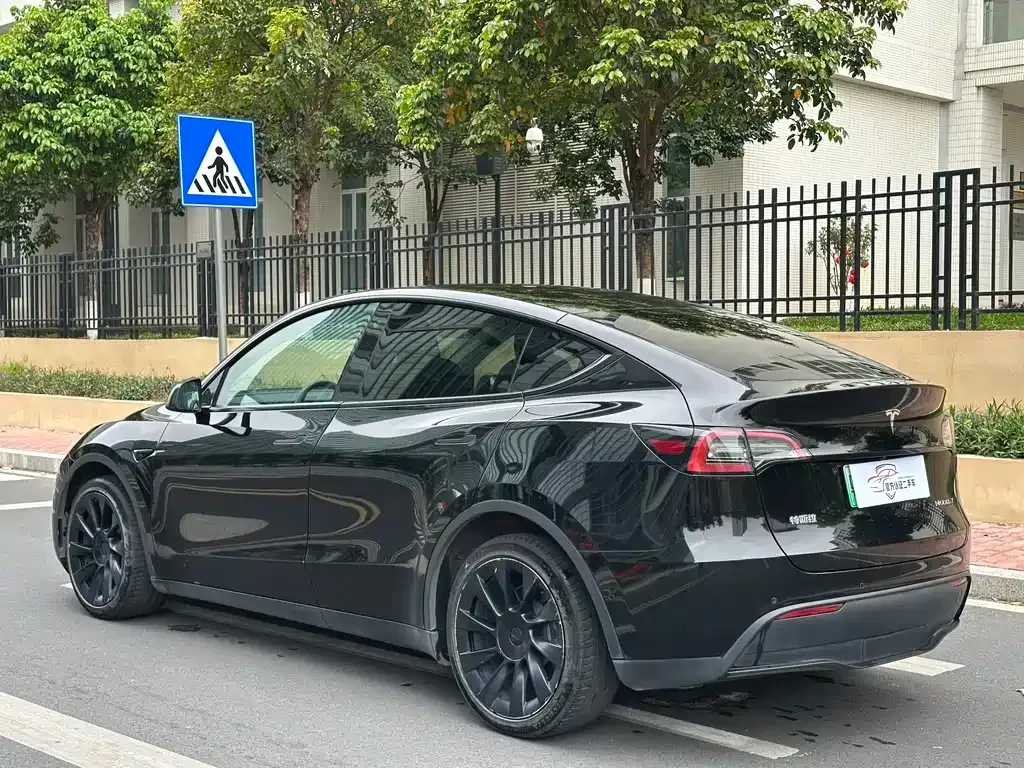 Tesla Model Y 2022 из CN, фото 10