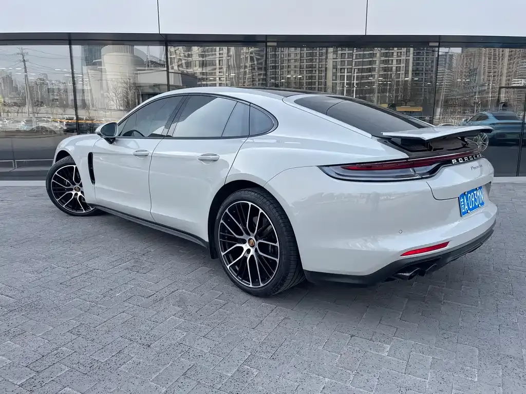 Porsche Panamera — фото 9