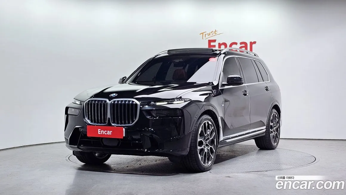 BMW X7 — фото 1
