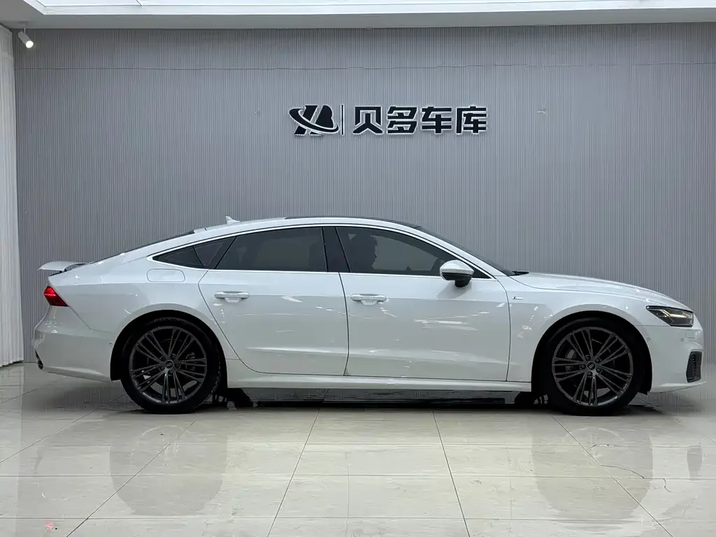 Audi A7 2024 из CN, фото 3