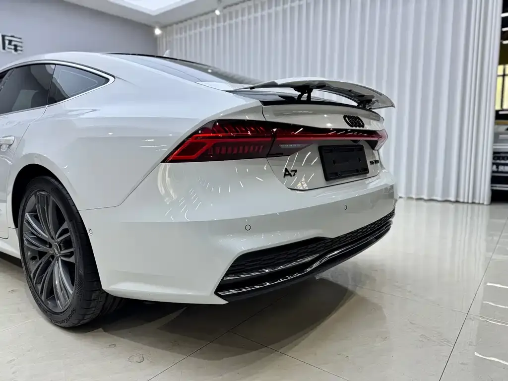 Audi A7 2024 из CN, фото 7