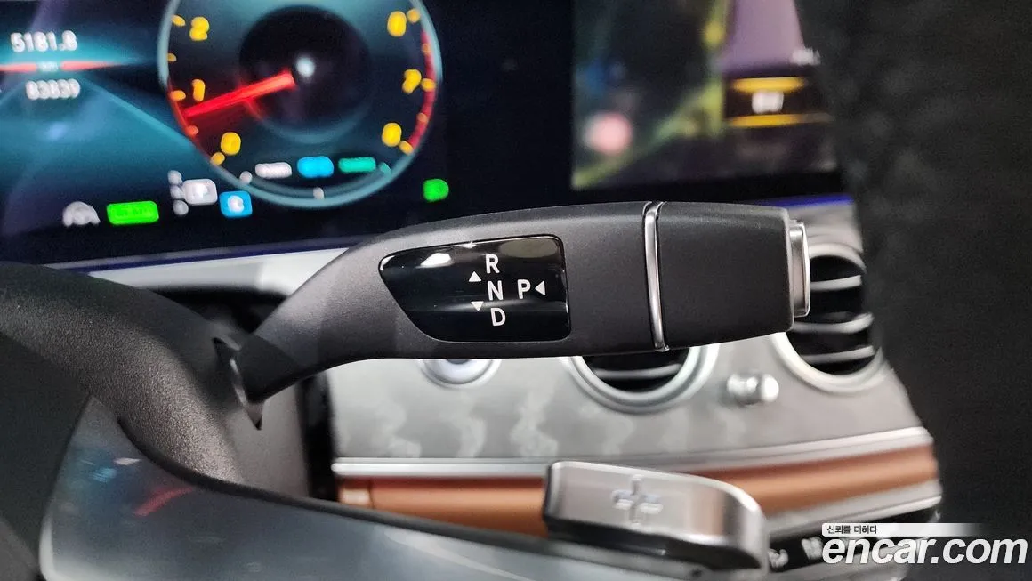 Mercedes-Benz E-Class 2021 из KR, фото 9