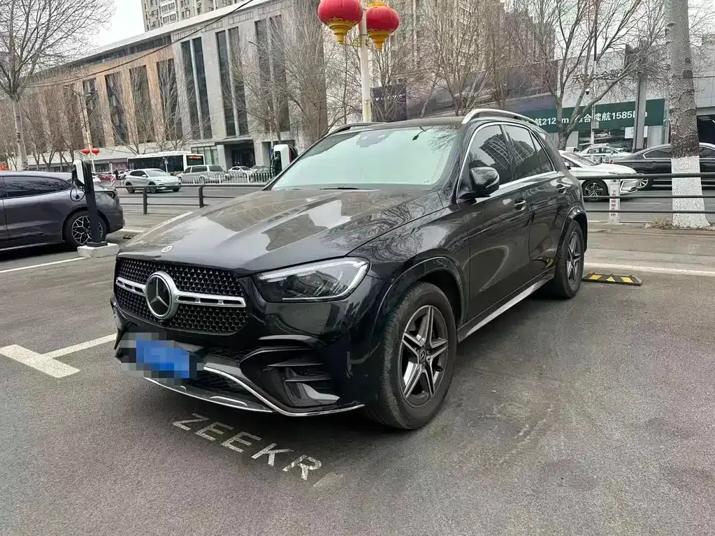 Mercedes-Benz GLE — фото 1