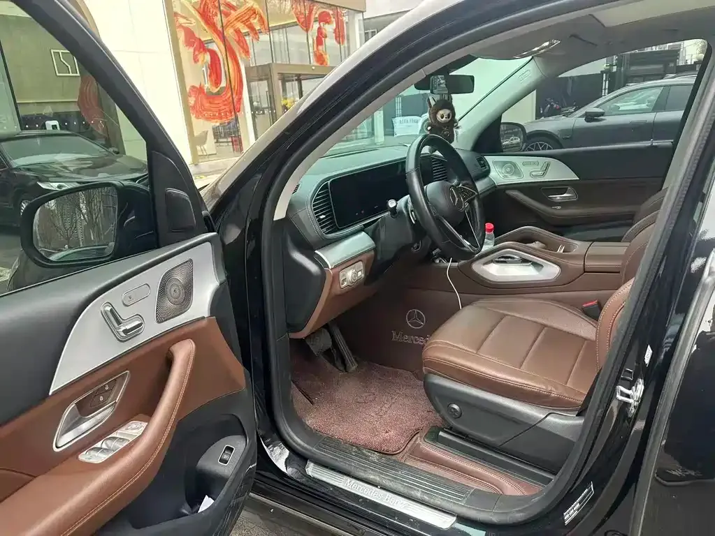 Mercedes-Benz GLE — фото 5