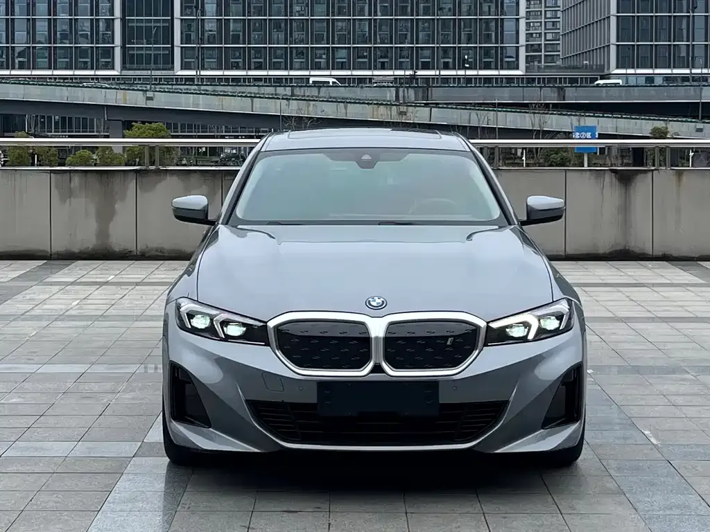 BMW i3 — фото 5