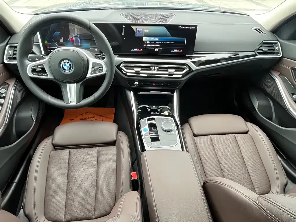 BMW i3 — фото 8