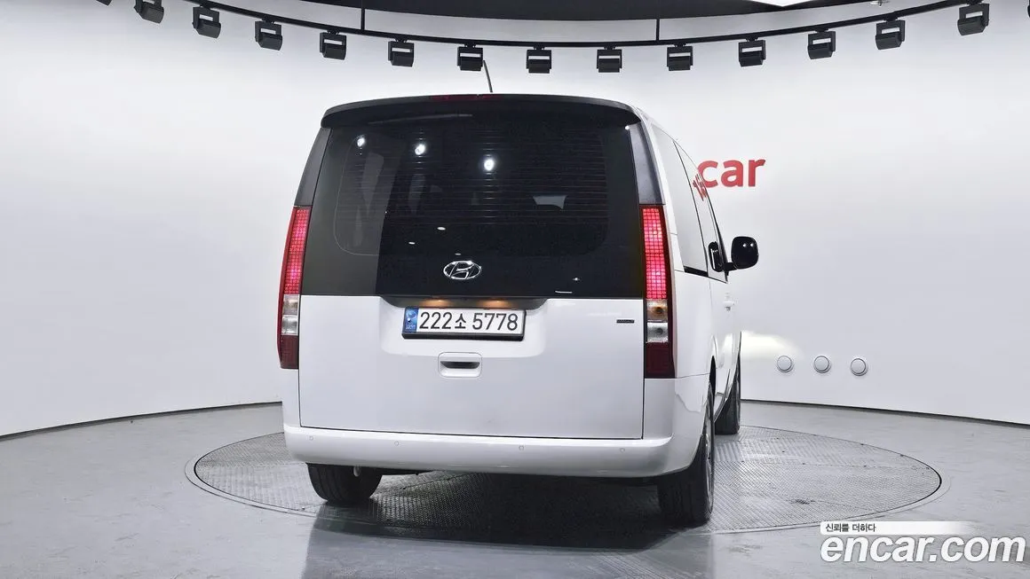 Hyundai Staria 2023 из KR, фото 4