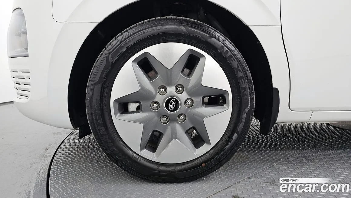Hyundai Staria 2023 из KR, фото 5