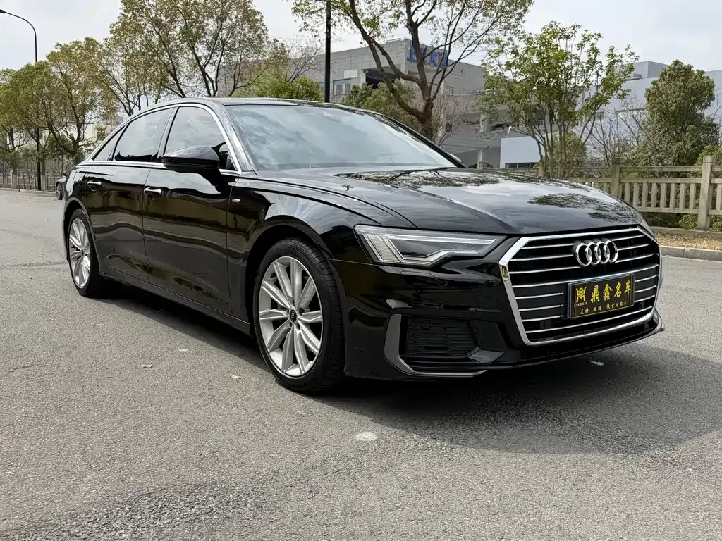 Audi A6L — фото 10