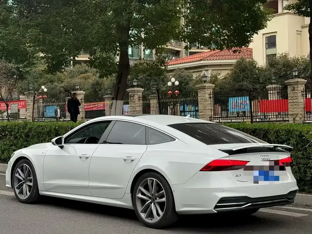 Audi A7 2024 из CN, фото 6