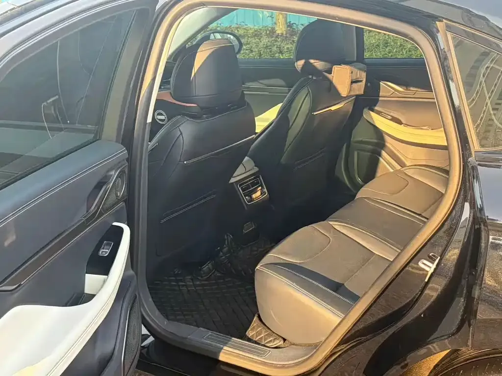 Lincoln Z 2022 из CN, фото 7