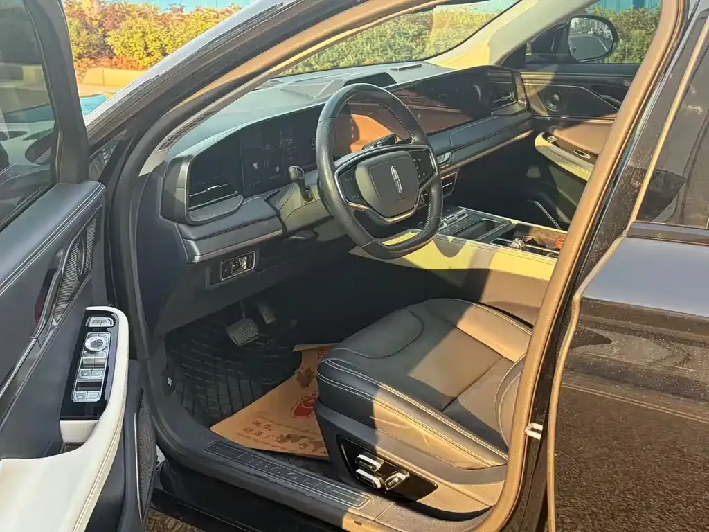 Lincoln Z 2022 из CN, фото 3