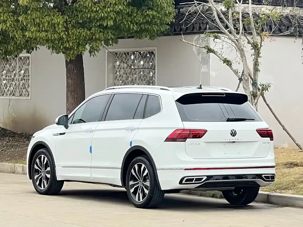 Volkswagen Tiguan L 2023 из CN, фото 9