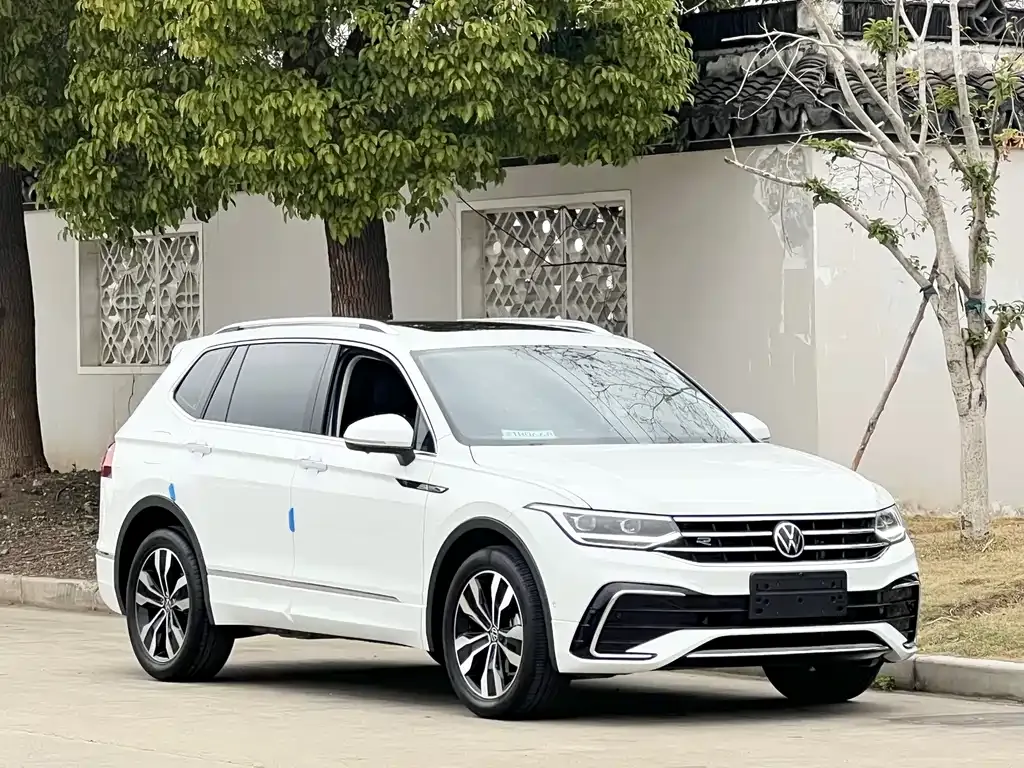 Volkswagen Tiguan L 2023 из CN, фото 6