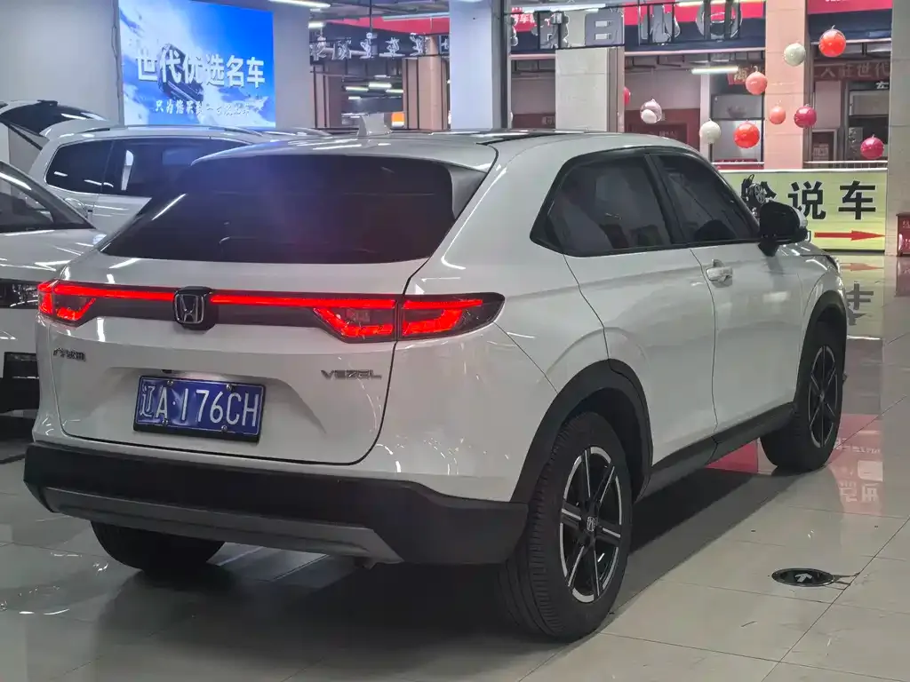 Honda Vezel 2023 из CN, фото 3