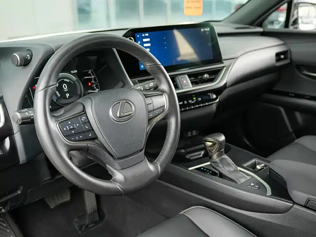 Lexus UX 2023 из CN, фото 3