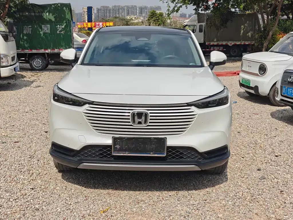 Honda Vezel 2024 из CN, фото 2