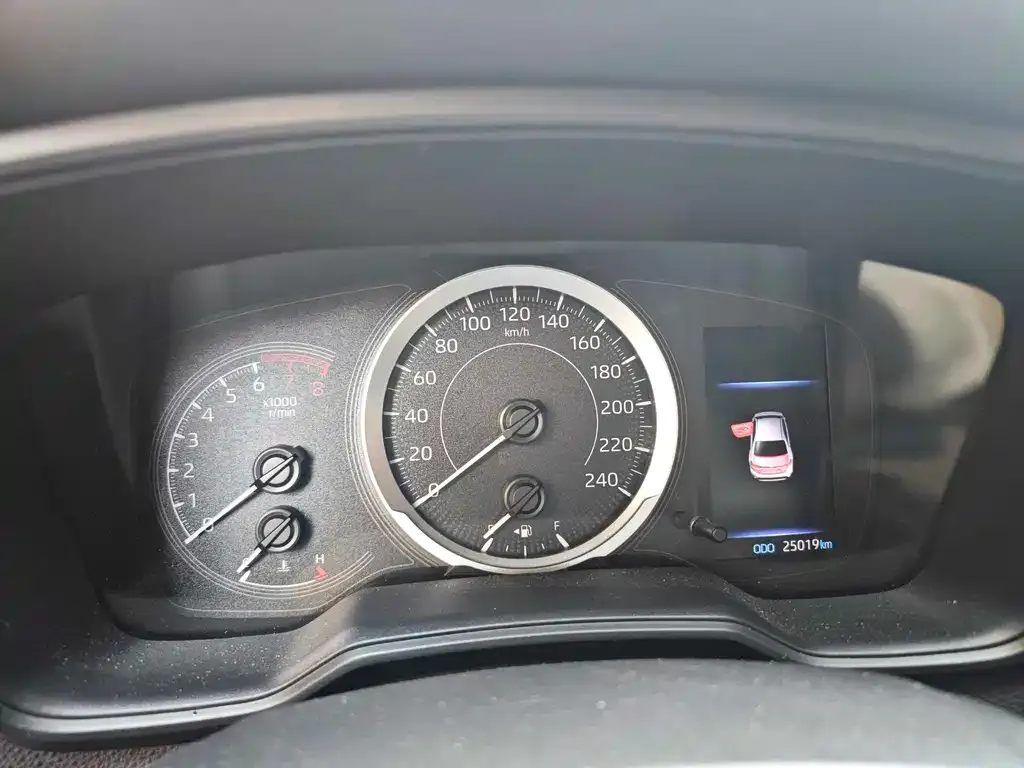 Toyota Levin 2021 из CN, фото 4