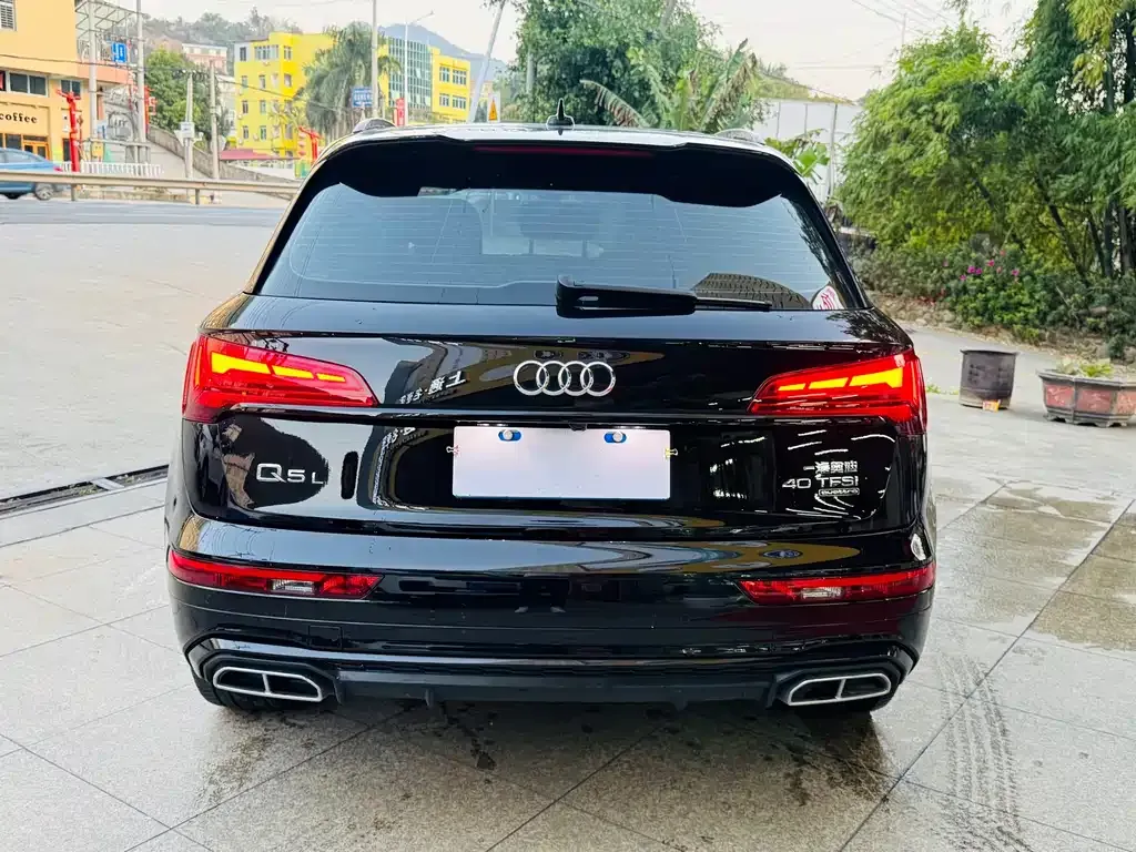 Audi Q5L — фото 2