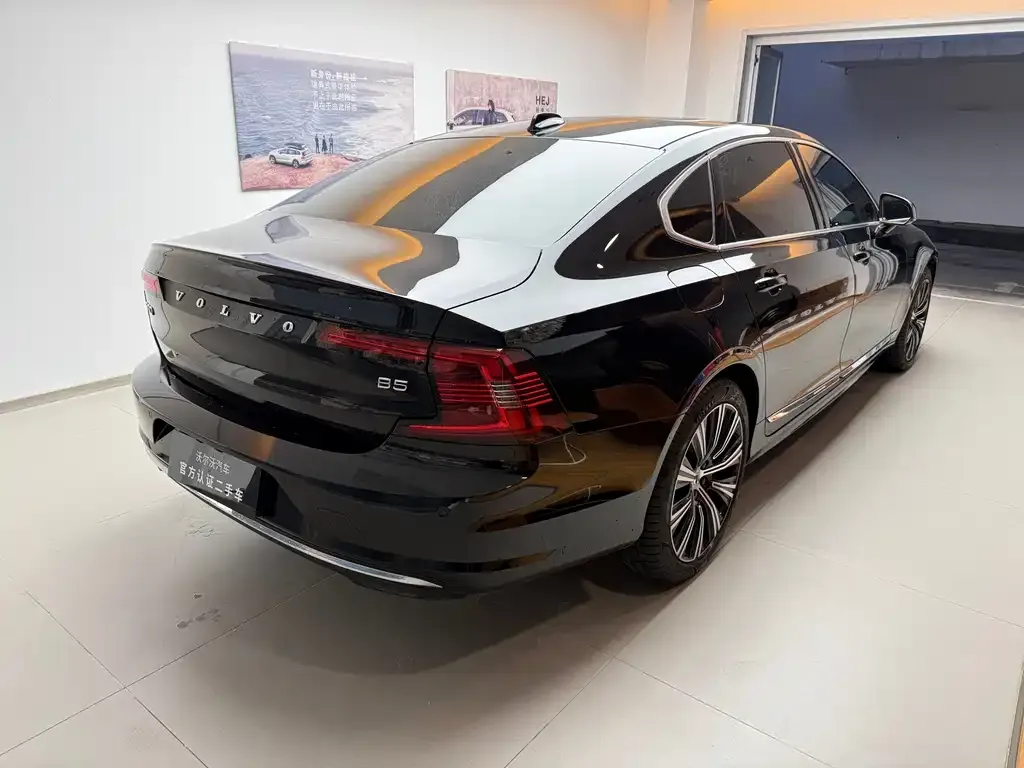 Volvo S90 — фото 3