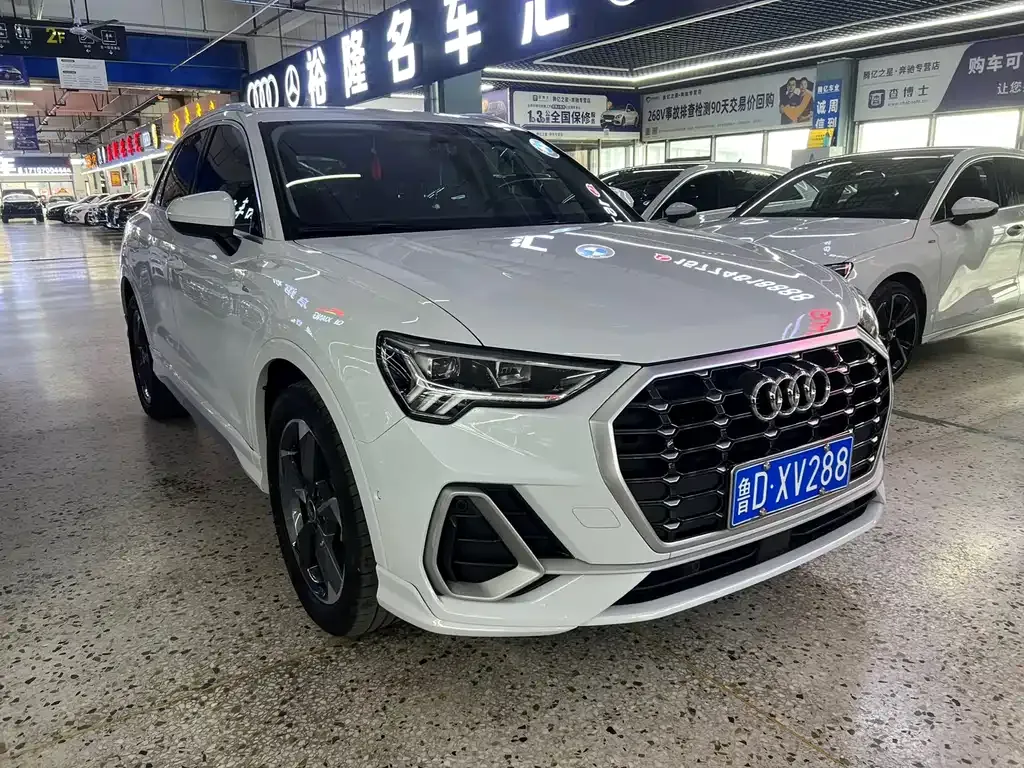Audi Q3 2022 из CN, фото 1