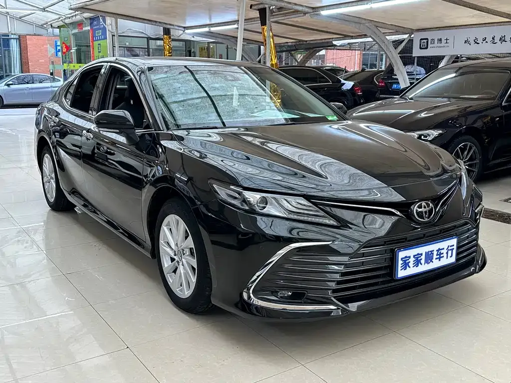 Toyota Camry 2022 из CN, фото 9