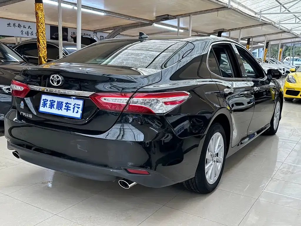 Toyota Camry 2022 из CN, фото 10