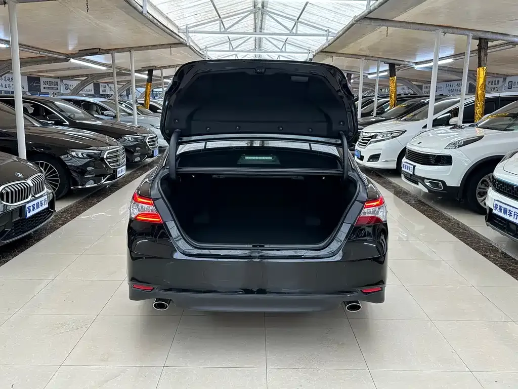 Toyota Camry 2022 из CN, фото 5