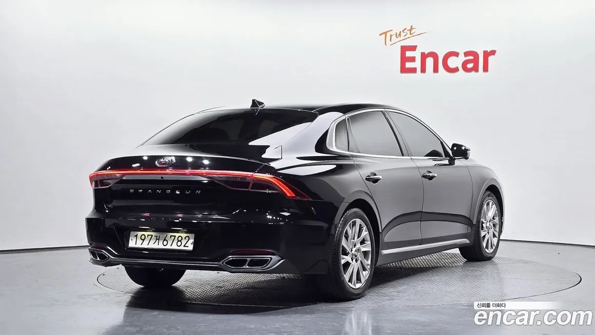 Hyundai Grandeur 2022 из KR, фото 5