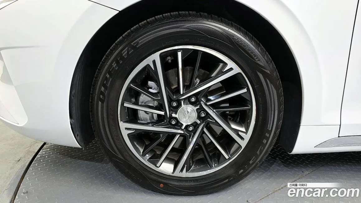 Hyundai Grandeur 2021 из KR, фото 8