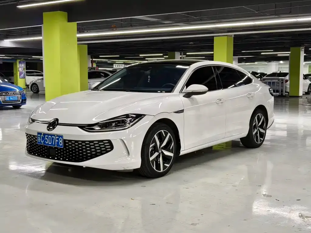 Volkswagen Lamando 2023 из CN, фото 1