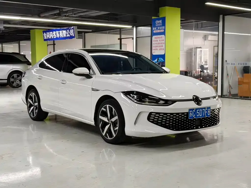 Volkswagen Lamando 2023 из CN, фото 2