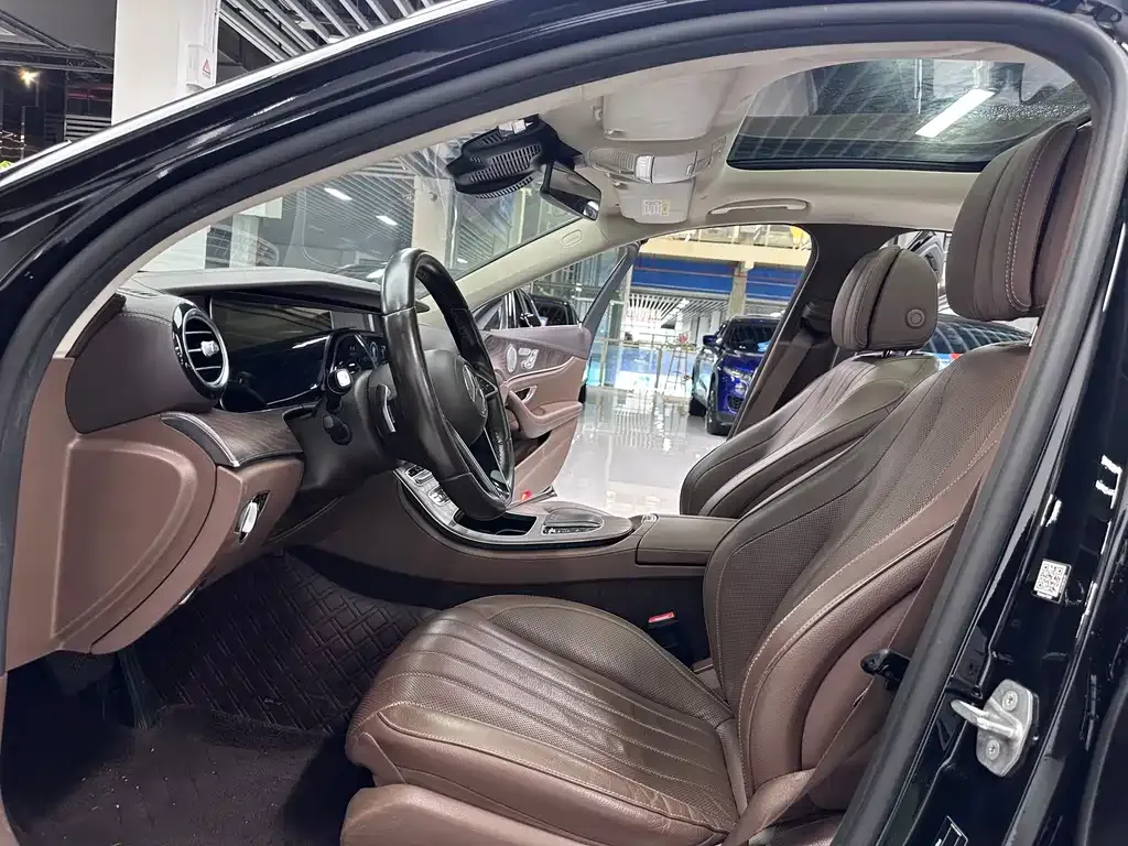 Mercedes-Benz E-Class 2021 из CN, фото 7