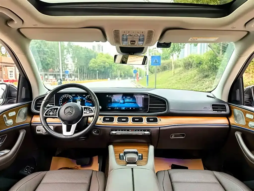 Mercedes-Benz GLE New Energy — фото 6