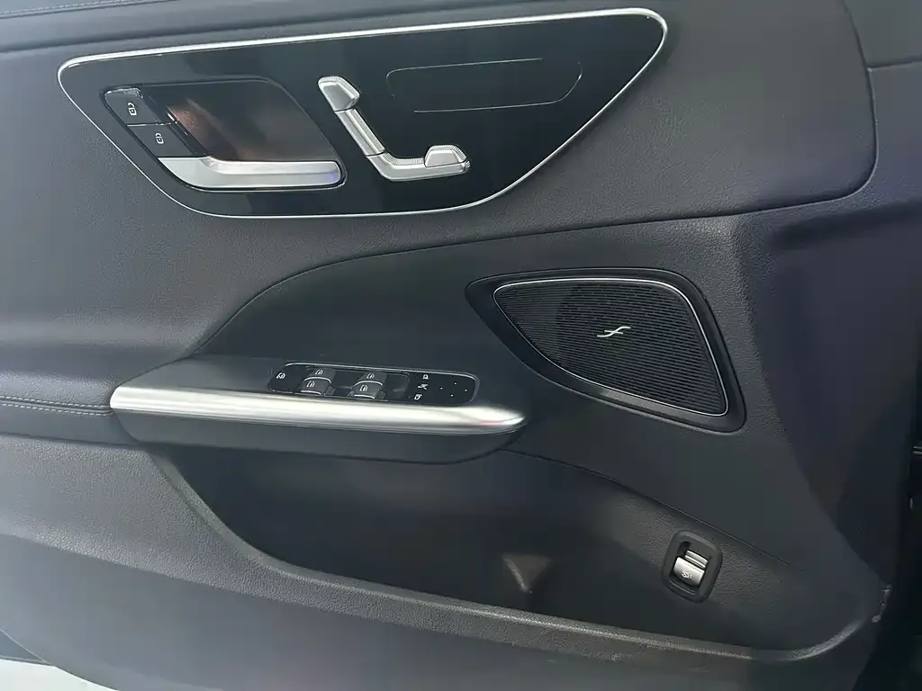 Mercedes-Benz C-Class 2022 из CN, фото 2