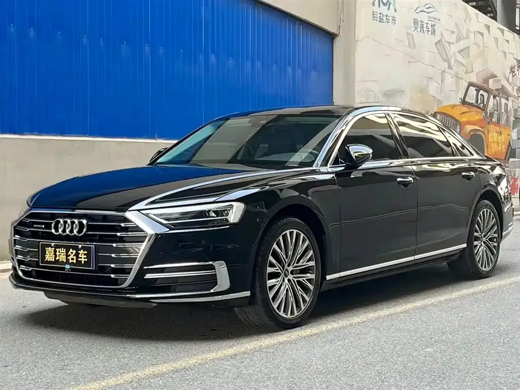 Audi A8 2022 из CN, фото 1