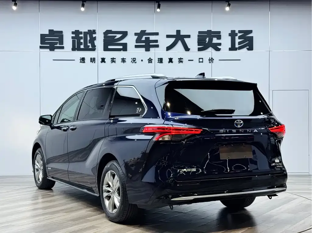 Toyota Sienna 2022 из CN, фото 7