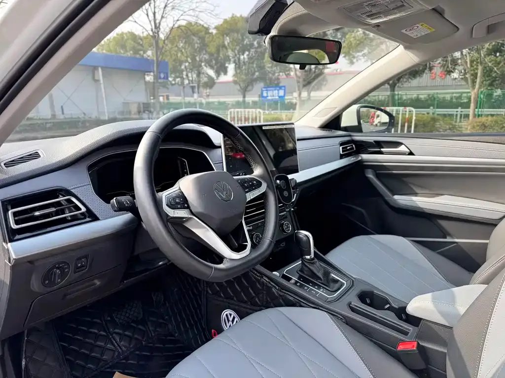 Volkswagen Lavida 2023 из CN, фото 2