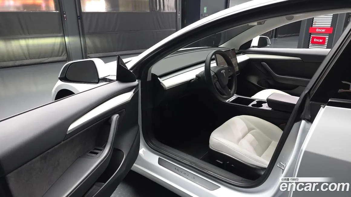 Tesla Model 3 2022 из KR, фото 10