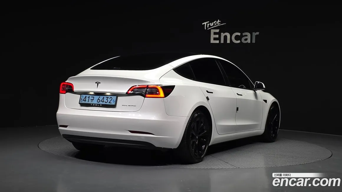 Tesla Model 3 2022 из KR, фото 8